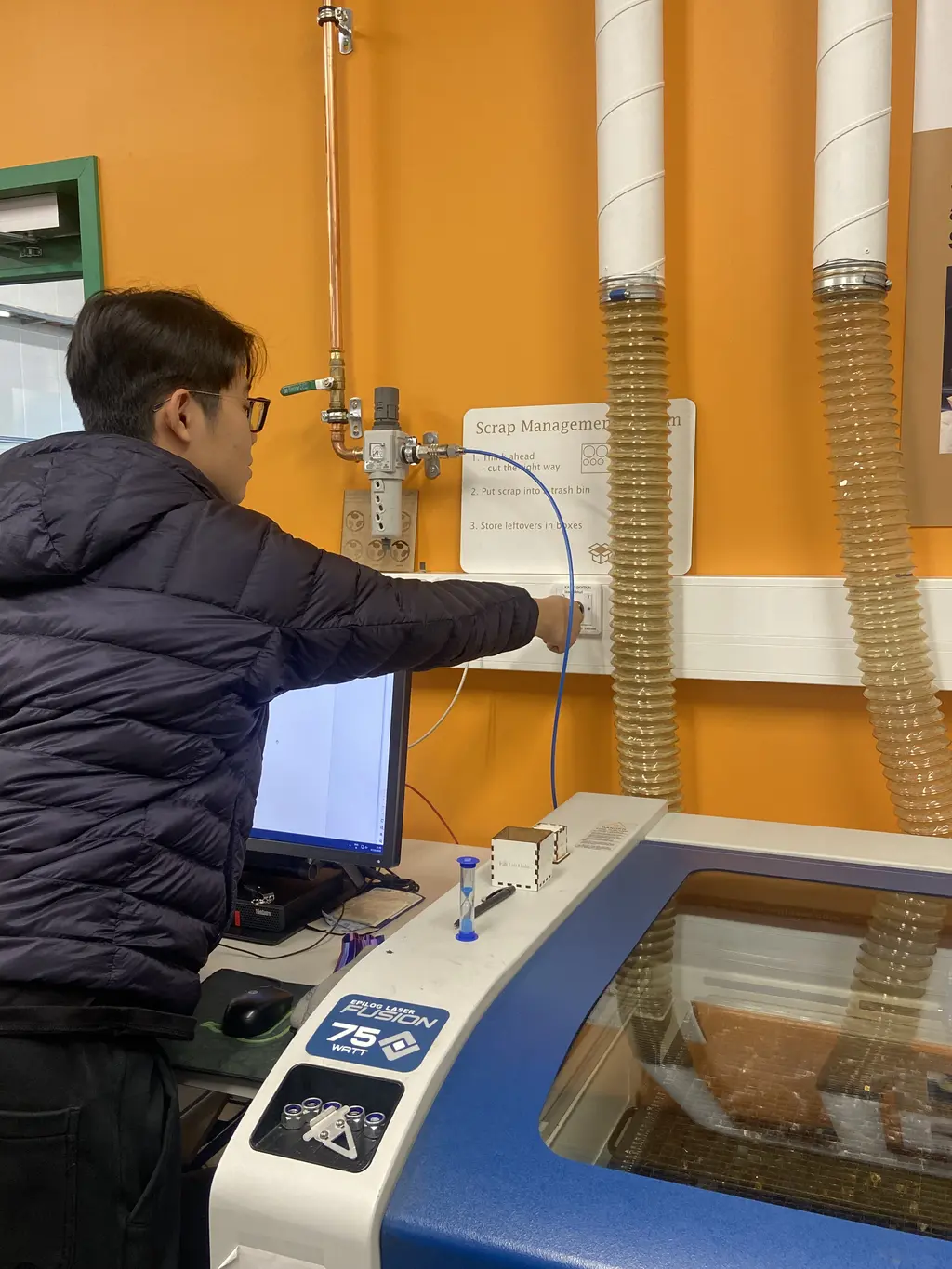 Exhaust/airflow control on the machine